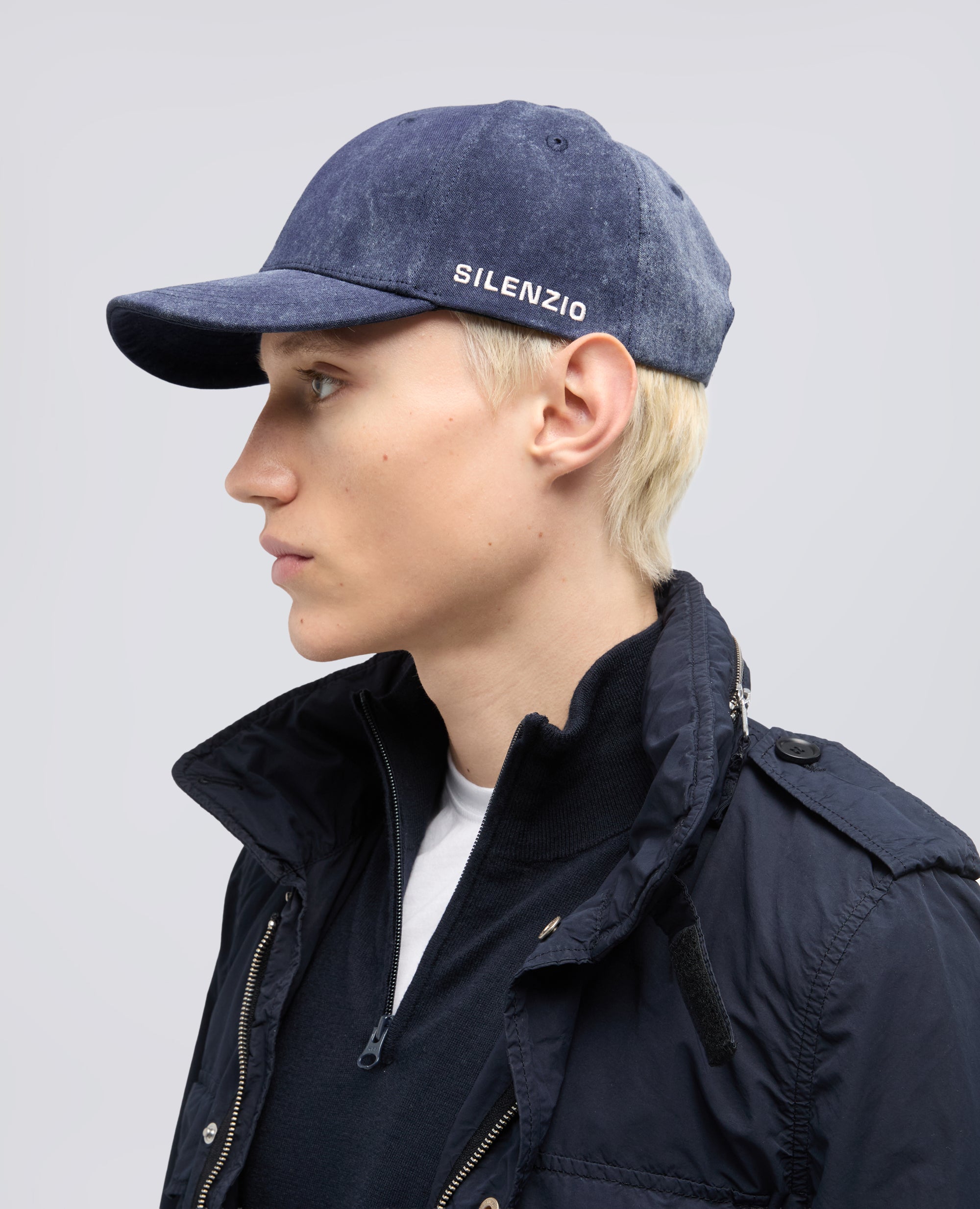 CAPPELLO IN COTONE CON SCRITTA -SILENZIO- - BLU - ASPESI