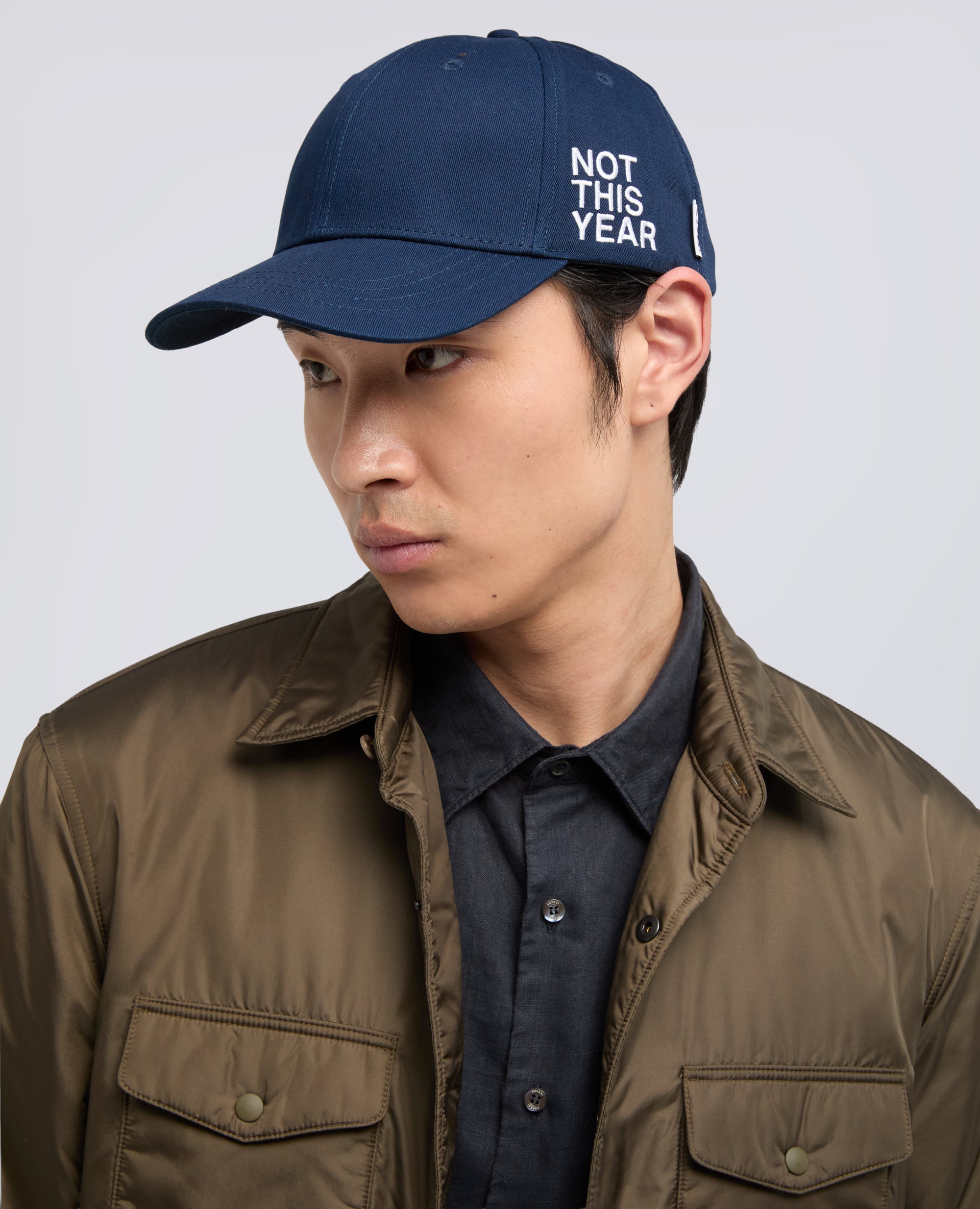 CAPPELLO IN GABARDINE DI COTONE CON LETTERING -NOT THIS YEAR- - BLU - ASPESI