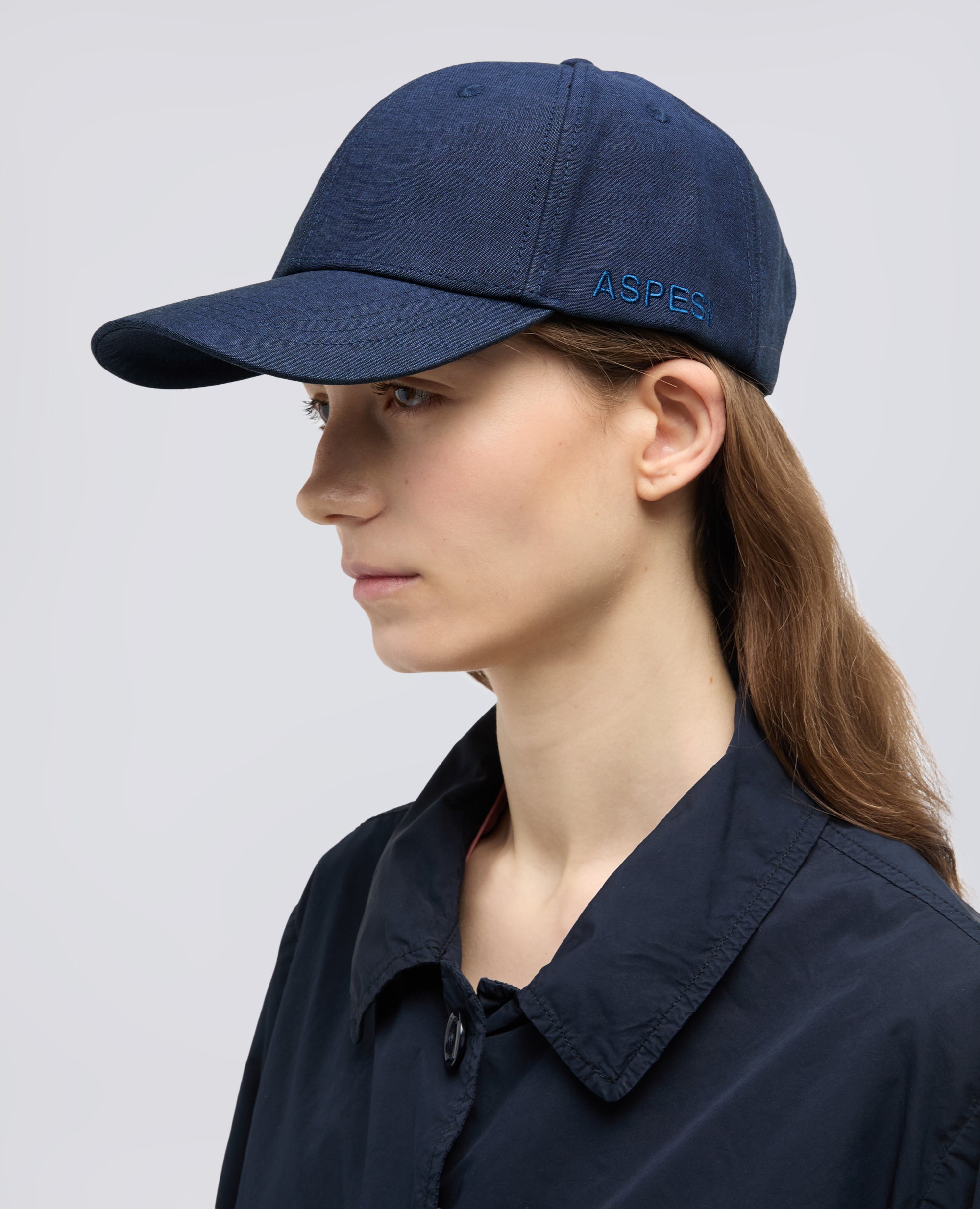 CAPPELLO IN COTONE CON VISIERA E SCRITTA -ASPESI- - BLU - ASPESI