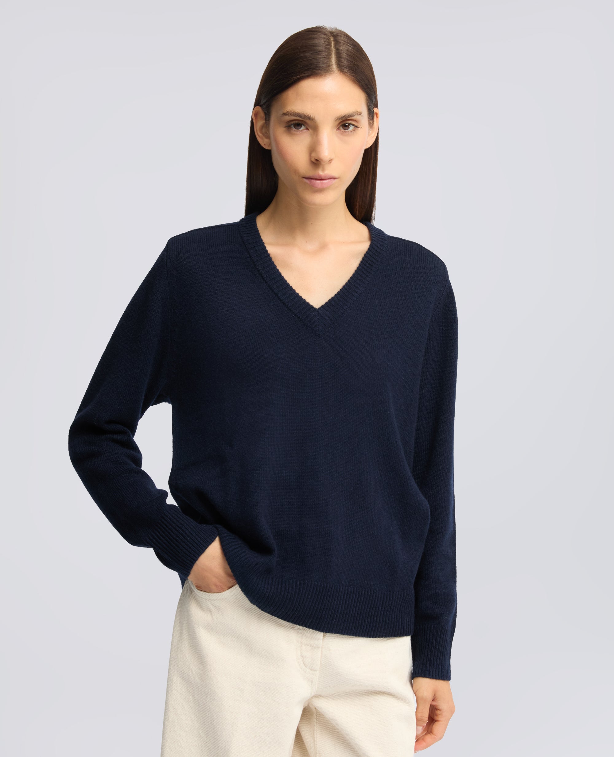 MAGLIA CON SCOLLO A V IN LANA, YAK E CASHMERE - BLU - ASPESI