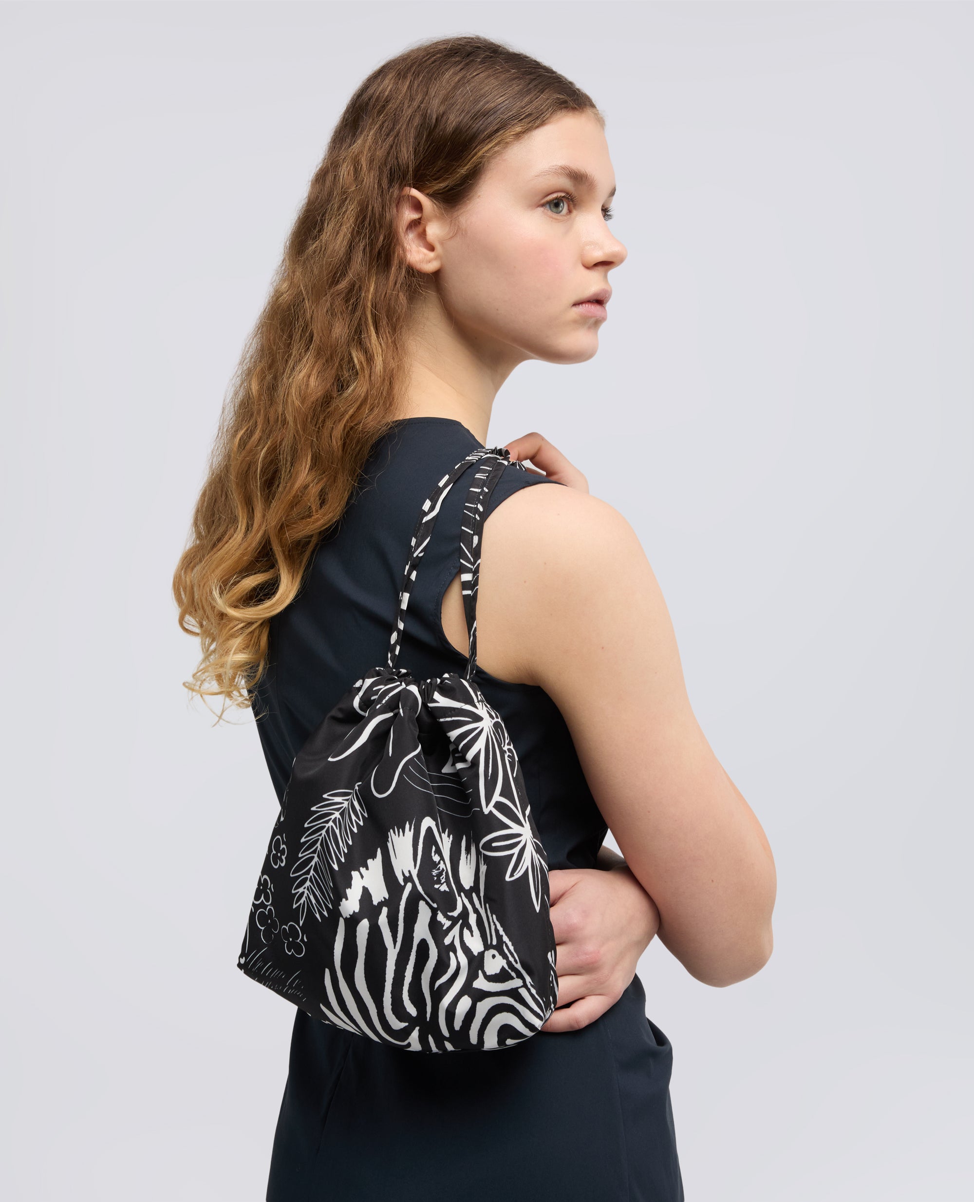 SAC AVEC SANGLE D'EPAULE - NERO - ASPESI