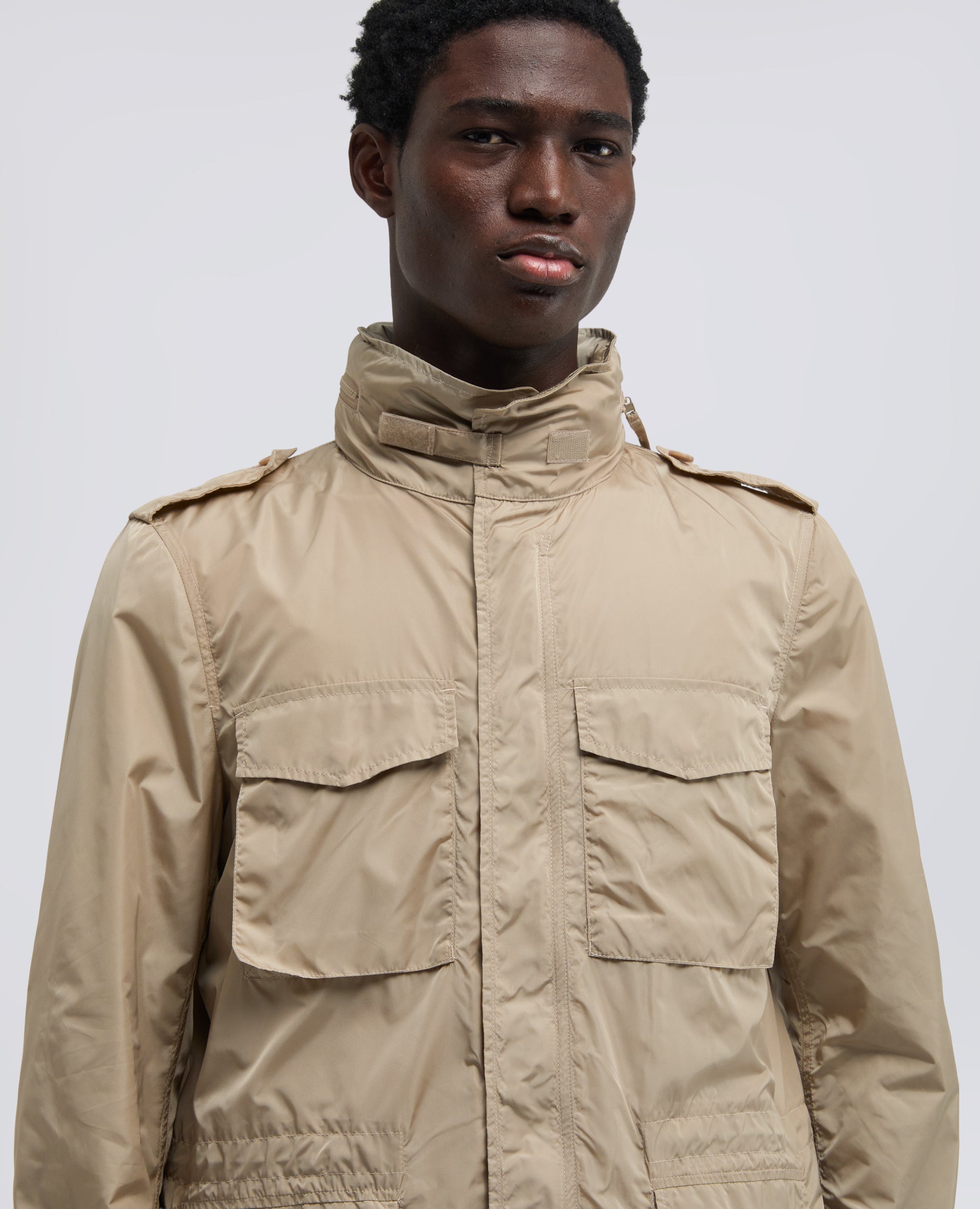 GIUBBOTTO MINI FIELD IN NYLON CON CAPPUCCIO STACCABILE - BEIGE - ASPESI