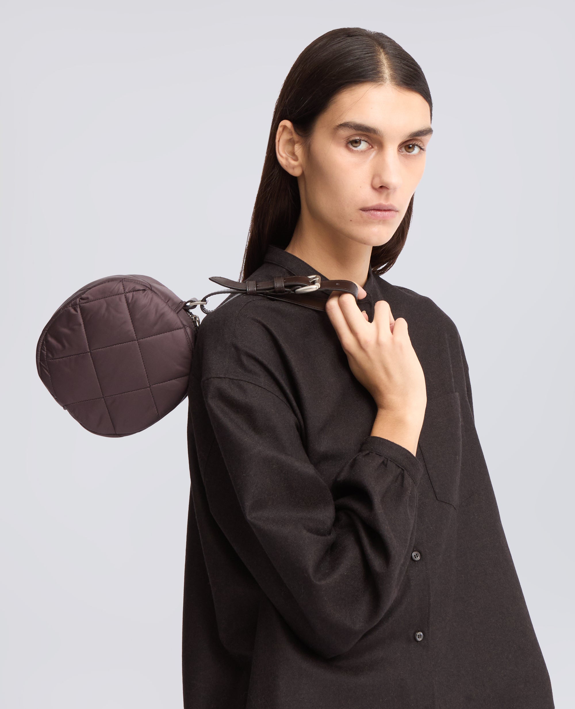BORSA POCHETTE TRAPUNTATA IN NYLON - MARRONE - ASPESI