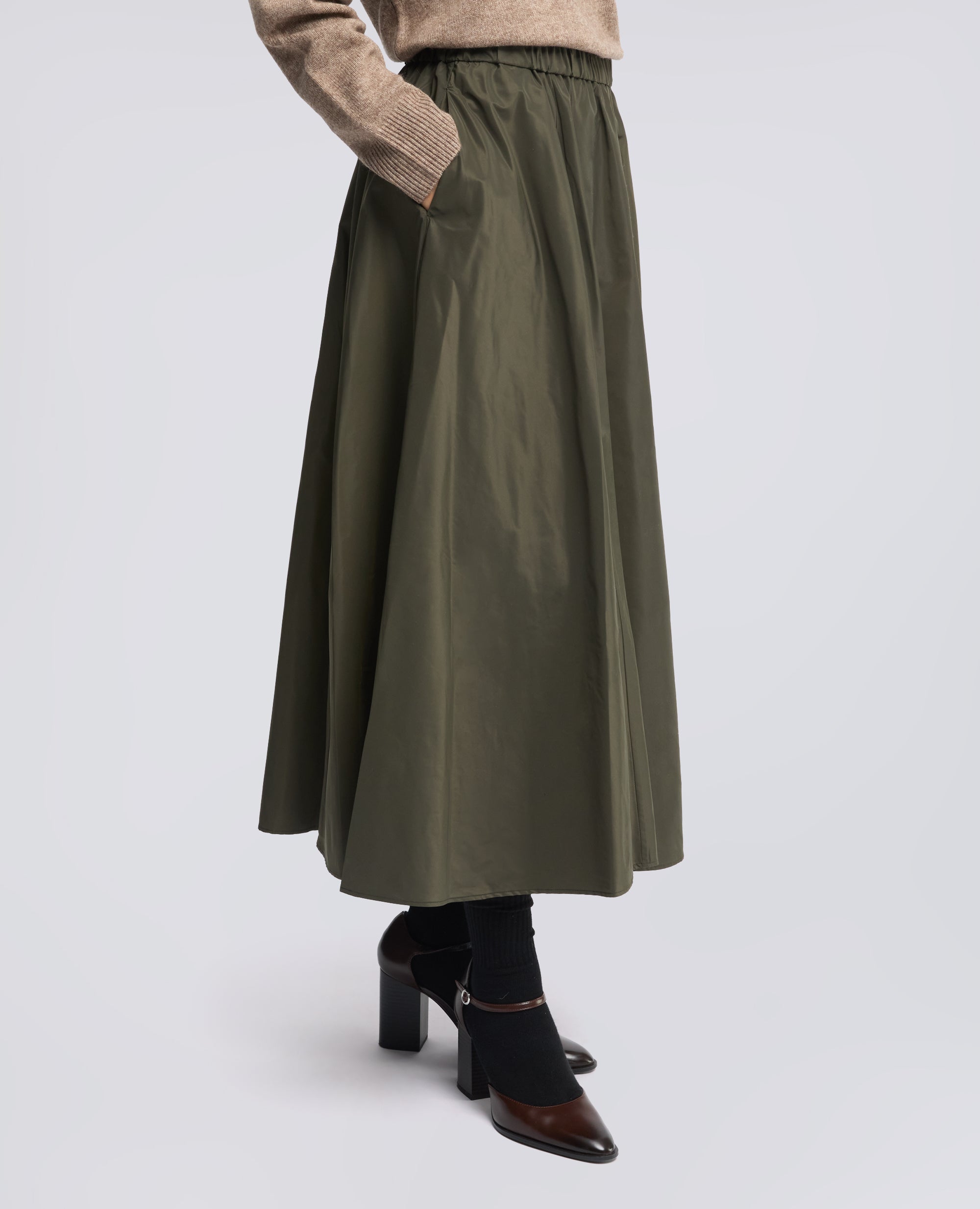 JUPE EVASEE EN TISSU TECHNIQUE - VERDE - ASPESI